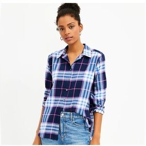 NWT Plaid button up shirt